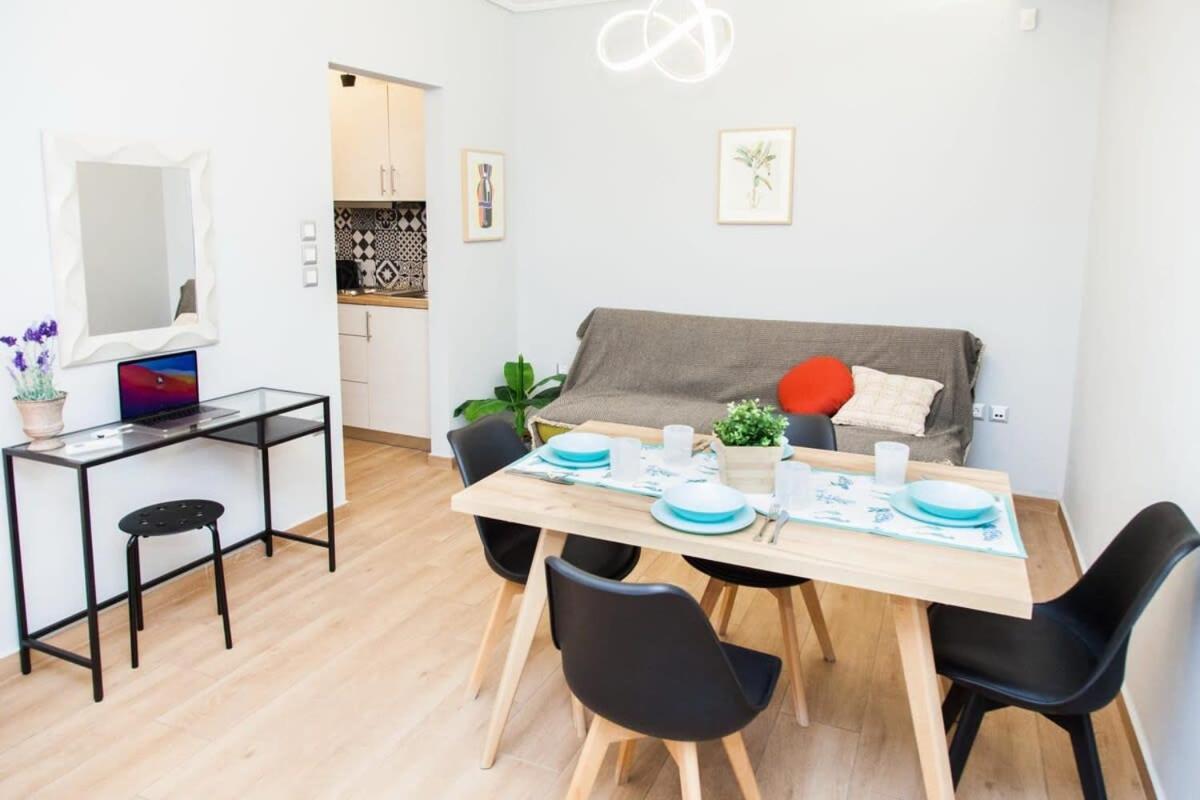 Contemporary And Chic Apartment In Central Atina Dış mekan fotoğraf