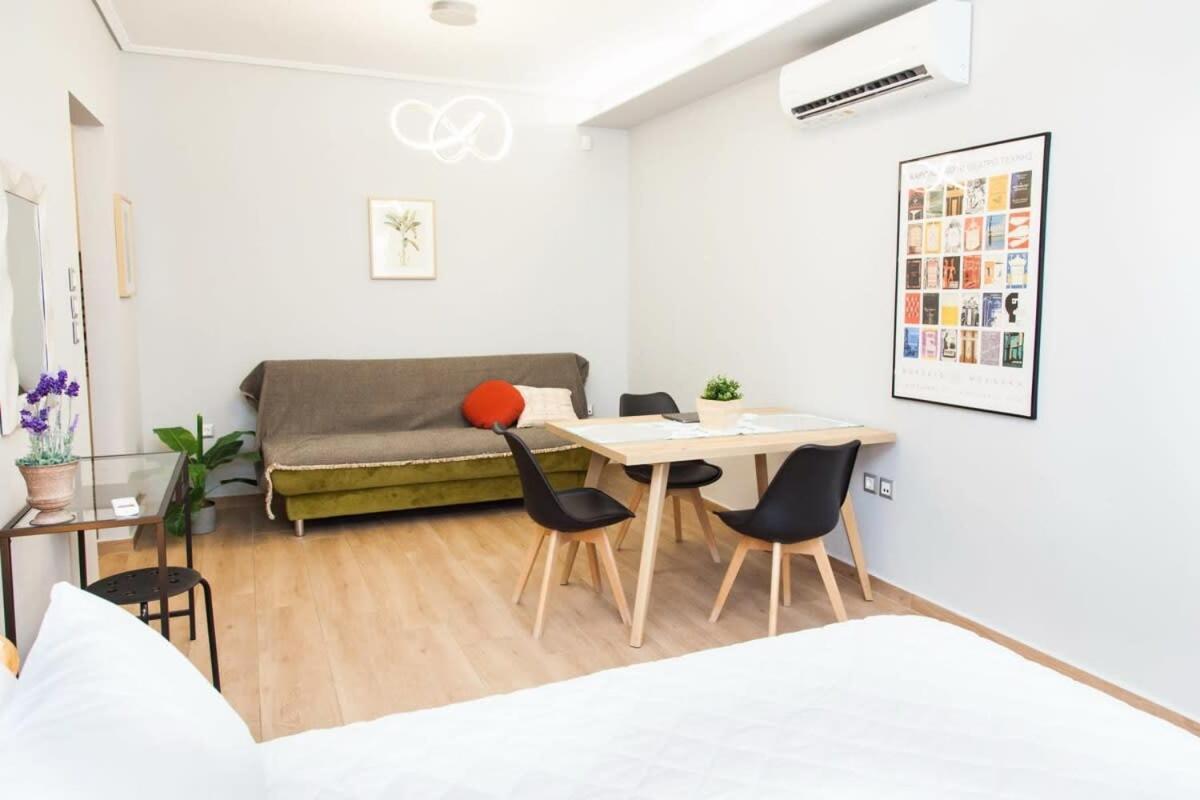 Contemporary And Chic Apartment In Central Atina Dış mekan fotoğraf