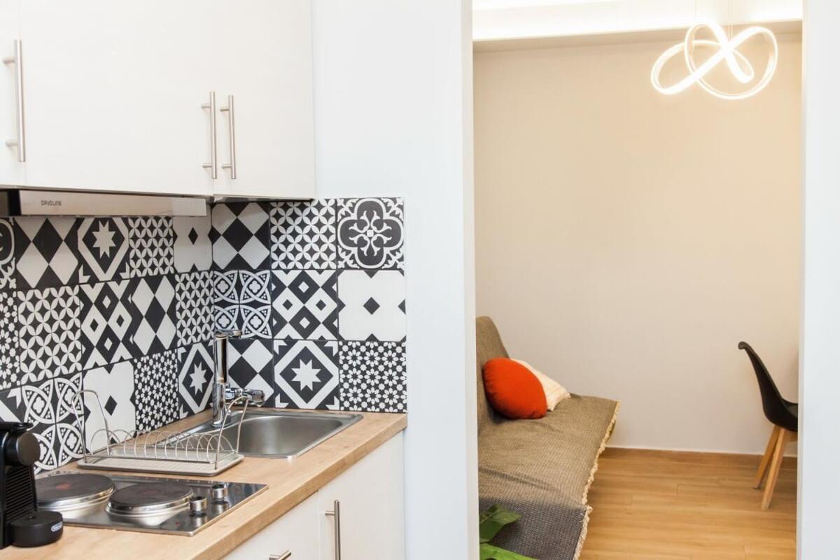 Contemporary And Chic Apartment In Central Atina Dış mekan fotoğraf