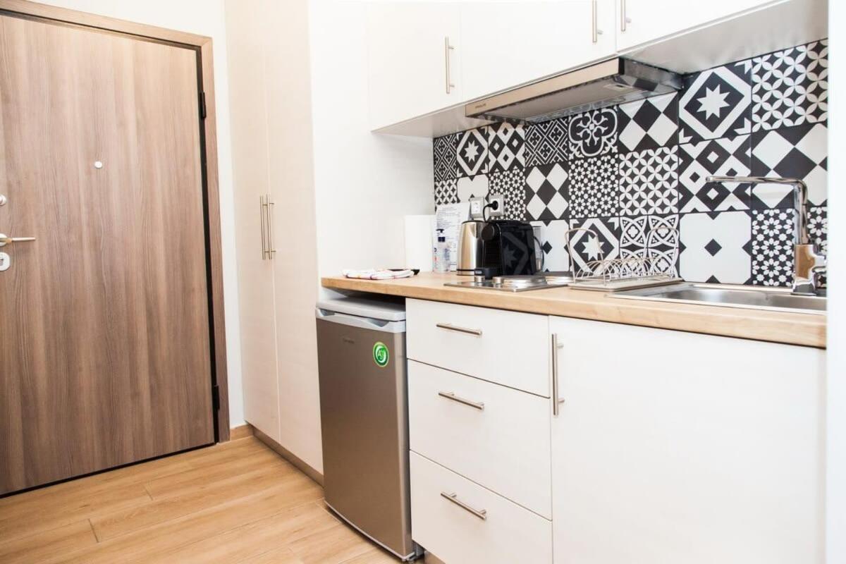 Contemporary And Chic Apartment In Central Atina Dış mekan fotoğraf